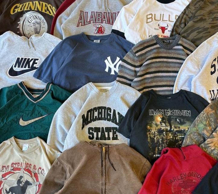 Vintage Crew Necks & Hoodies