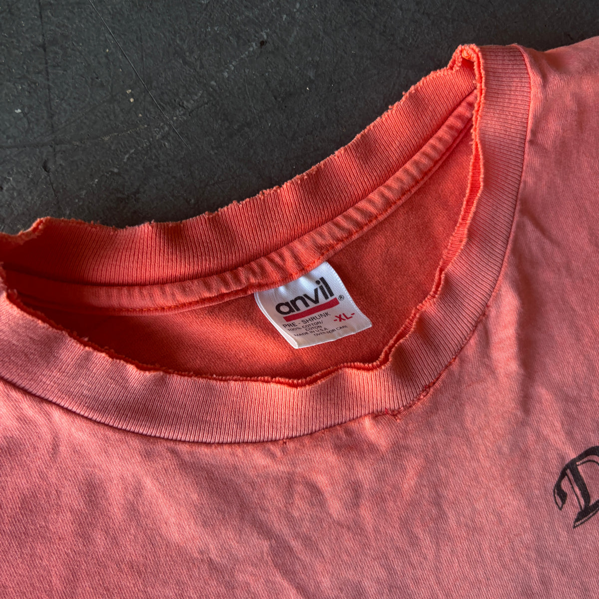 90's Smoked out faded DWP peach tee XL