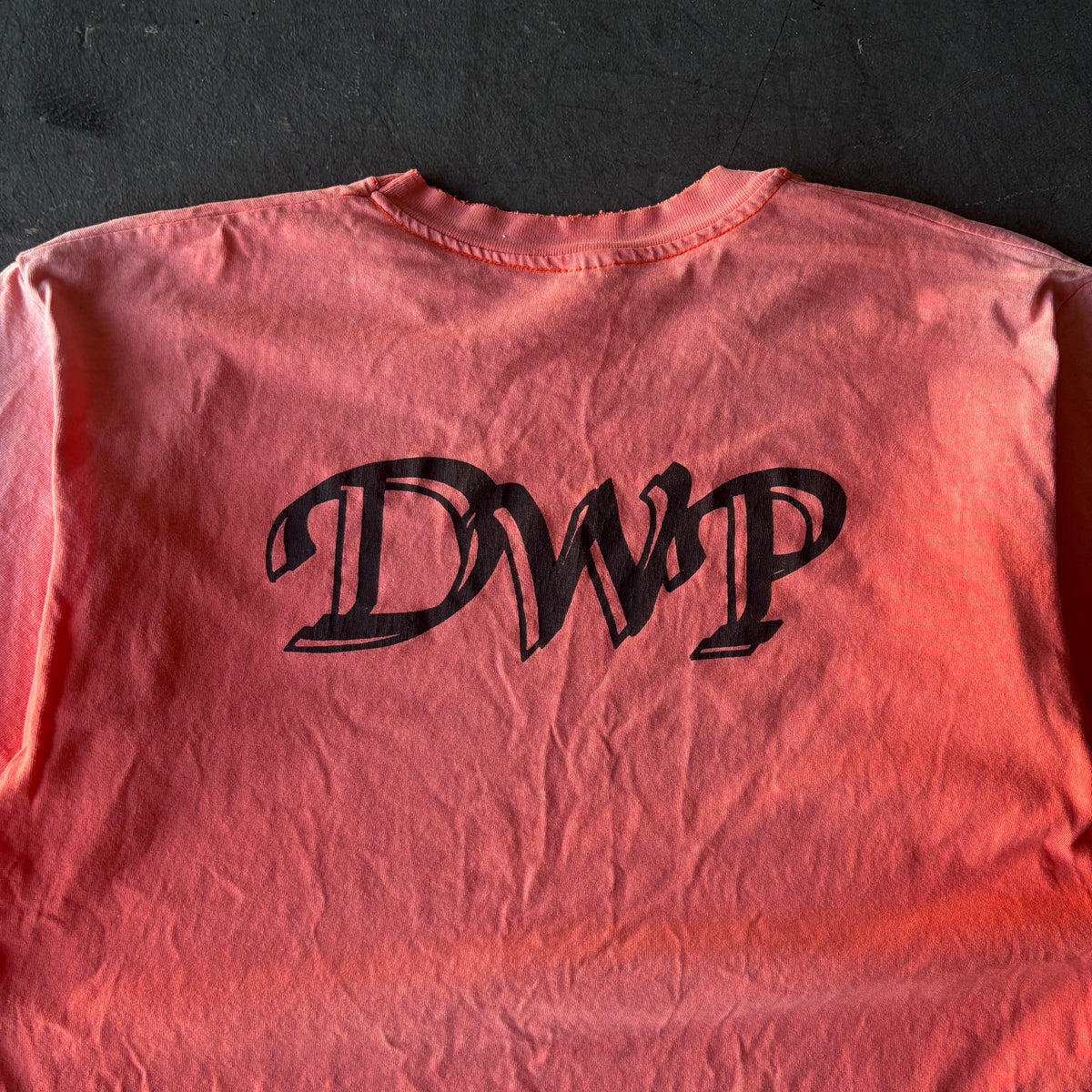 90's Smoked out faded DWP peach tee XL