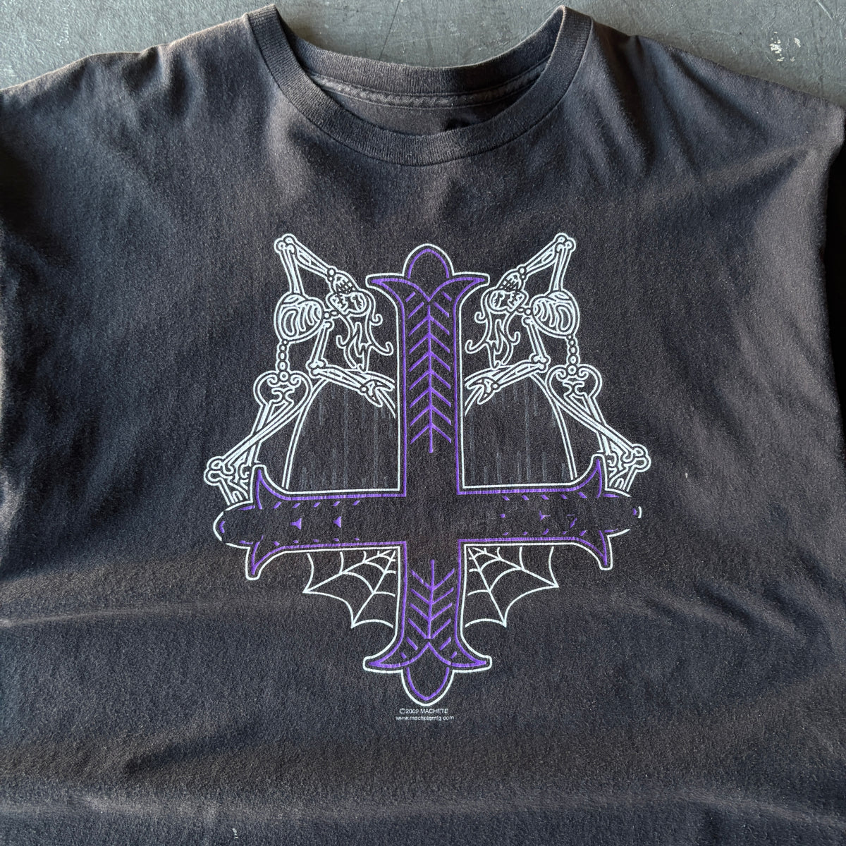 Vintage 2000's upside down cross xl