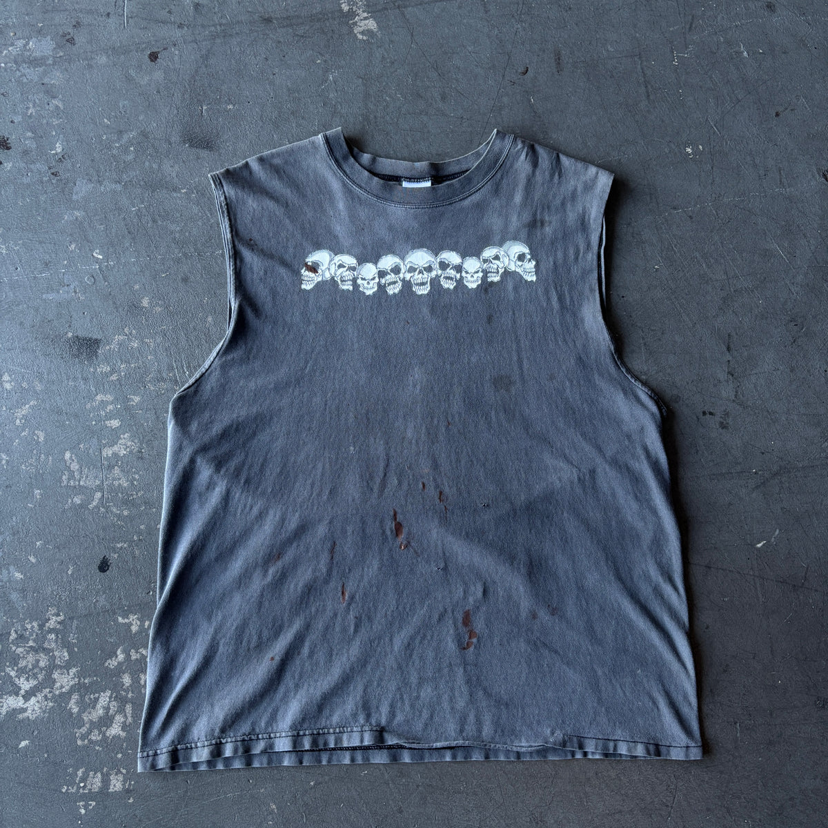 Early 2000's skull cut off XL