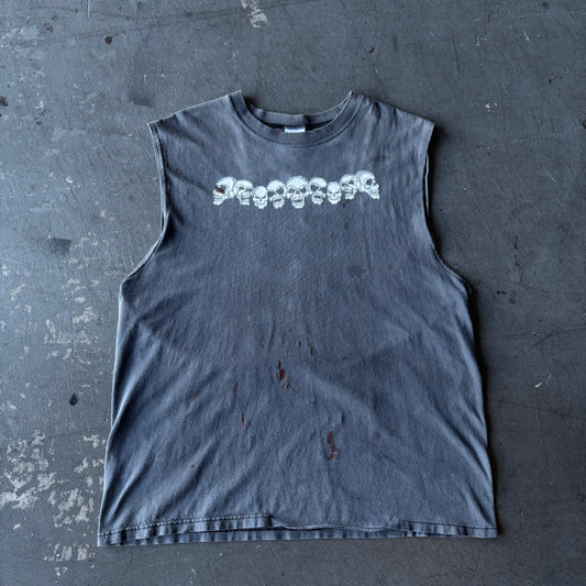 Early 2000's skull cut off XL