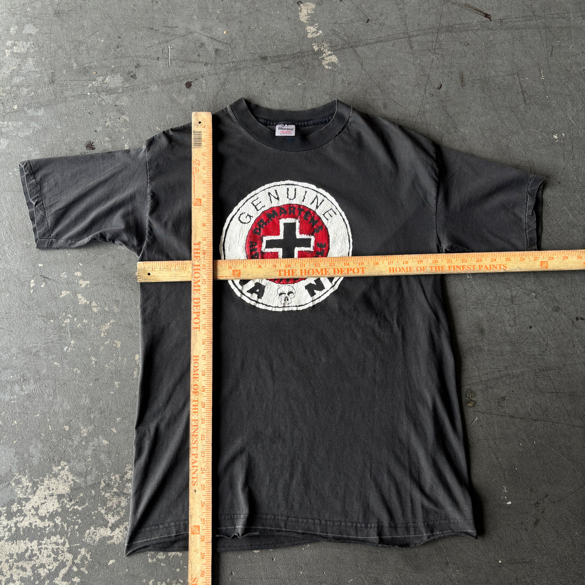 90's Dr. Marten promo skull tee Large